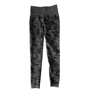 Gymshark Black and Gray Camouflage Leggings XS